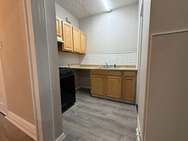 Materiales de ofrenda 1561 NE 53rd Avenue Des Moines - 237 Duncan Ave