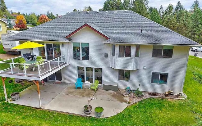 Back - 5711 N Hermosa Ct
