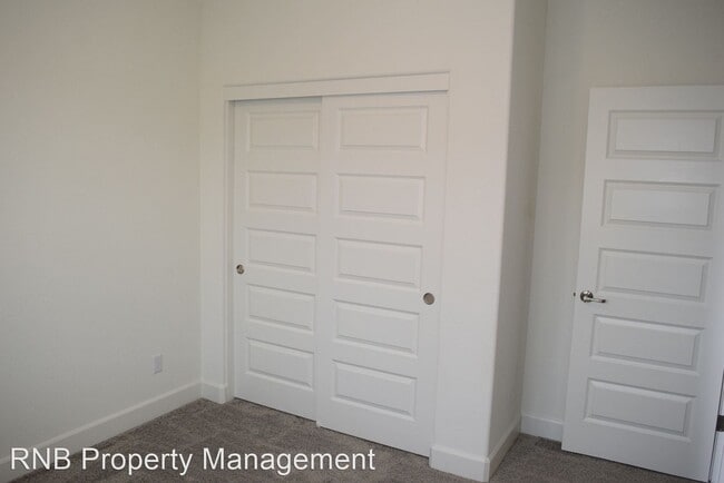 Building Photo - 4 br, 3 bath House - 4056 Trinity Alps Way