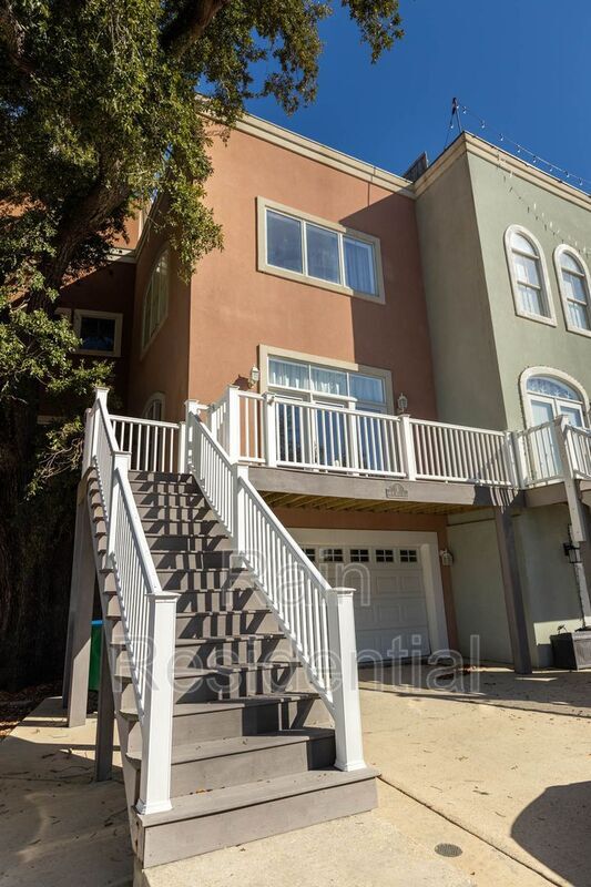 Building Photo - 80 E Beach Blvd