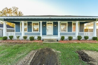 Building Photo - 4016 Avenue Q 1/2