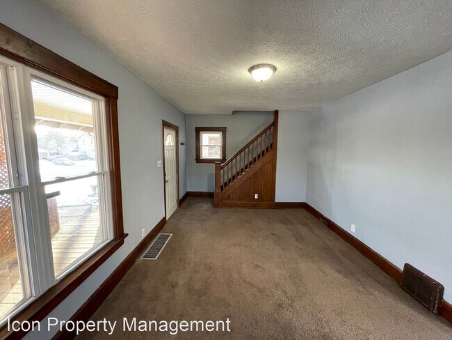 Building Photo - 3 br, 1 bath House - 3851 Fairmount Blvd