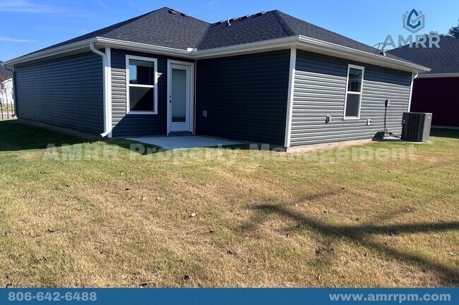 Building Photo - 3 BEDROOM HOME AVAILABLE NOW!