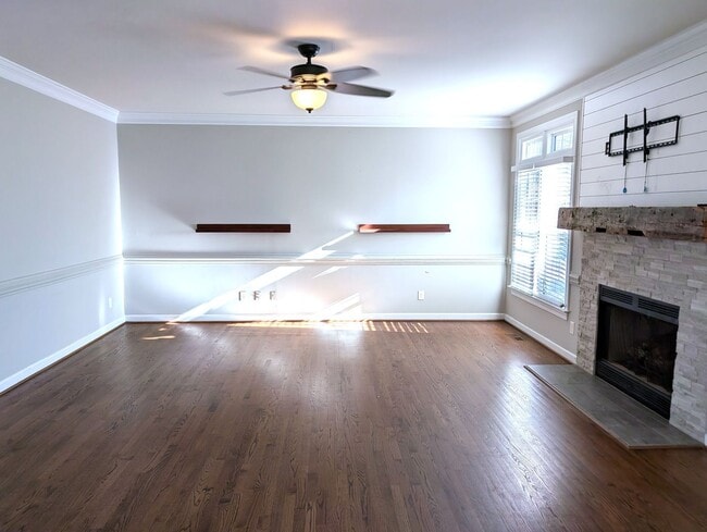 Building Photo - Luxury 4 Bedroom Home!  Waxhaw! Rea Road!