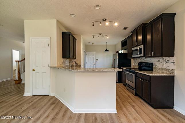 Foto del edificio - 3657 Silver Bluff Blvd
