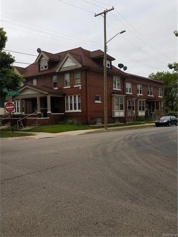 Building Photo - Helen Street Townhomes