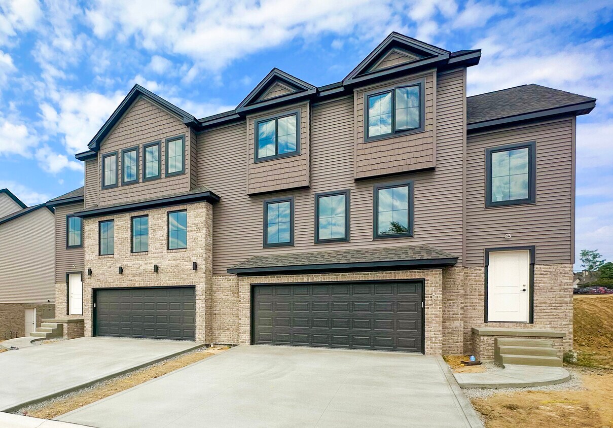 Foto principal - 14550 South Ave