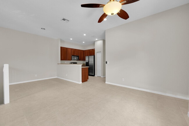 Building Photo - 4851 Bonsai Cir
