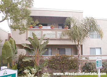 Primary Photo - 6700 Warner Ave