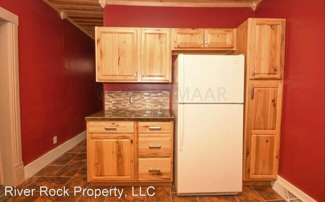 Building Photo - 4 br, 2 bath House - 1342 3rd Ave S
