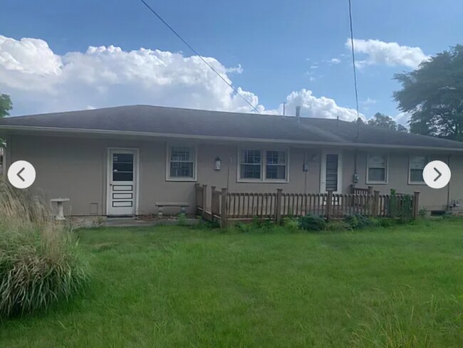 Foto del edificio - 2829 Hillside Dr