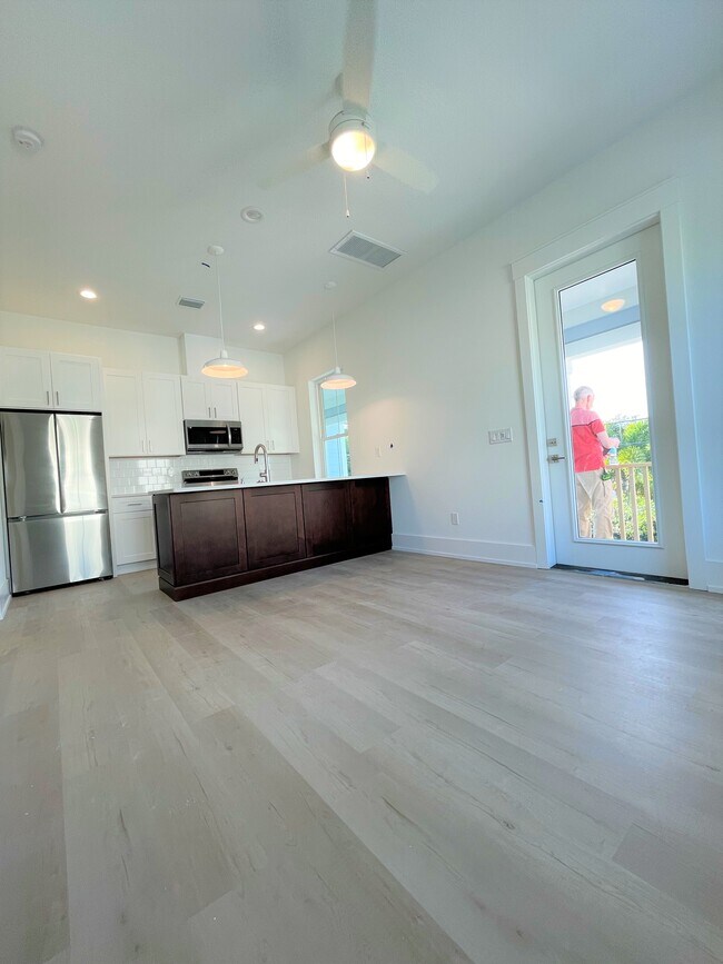 Foto del edificio - 511 13th Ave S
