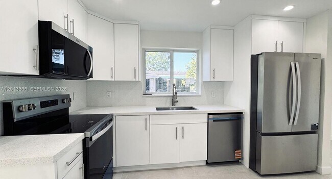 Foto del edificio - 8440 SW 107th St