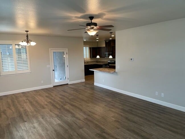 Building Photo - 3483 E Eaton Rd