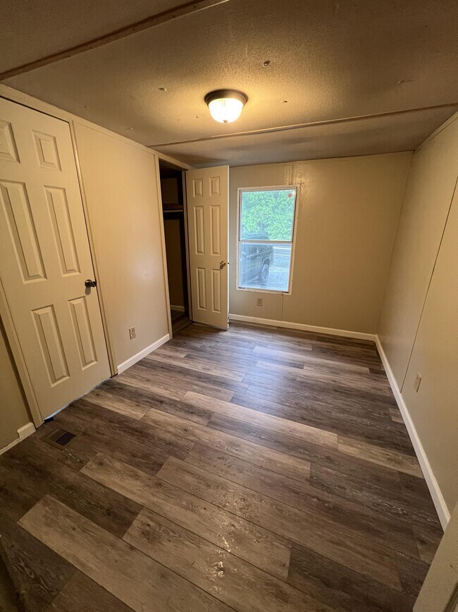 Photo - 826 Old Clemson Hwy House