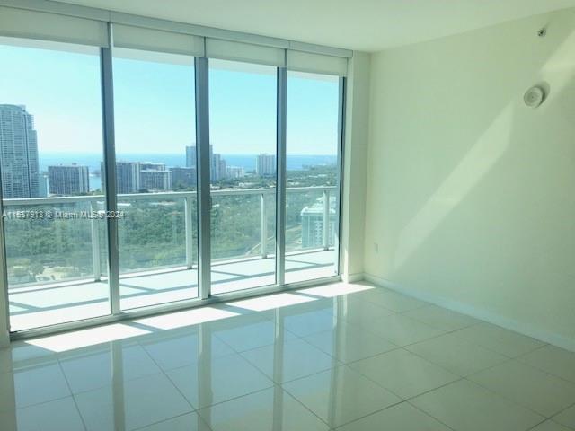 Foto del edificio - 79 SW 12th St