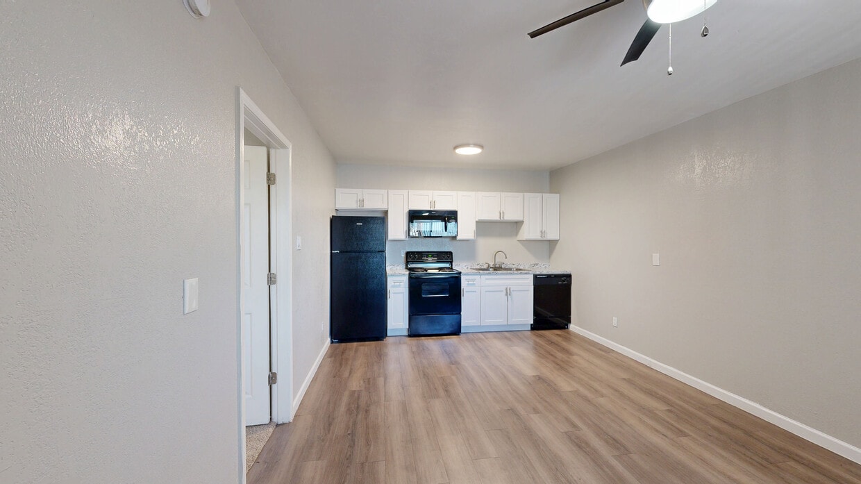 Photo - Westside Commons Apartments