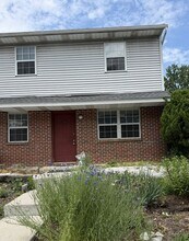 Building Photo - 126 Umberto Ave