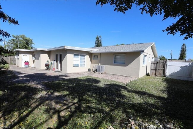 Photo - 907 Laredo Ave Apartment