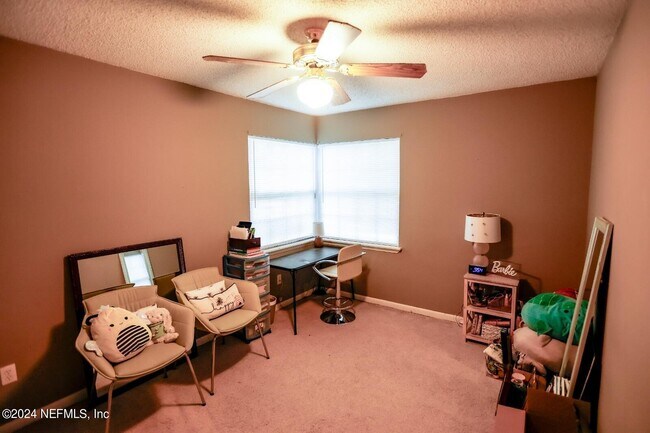 Building Photo - 4883 Norwalk Pl