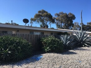 Building Photo - 734 Sidonia Ave
