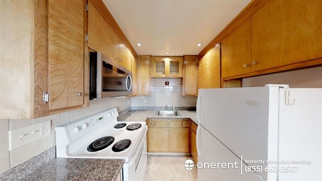 Building Photo - 6510 Donal Ave