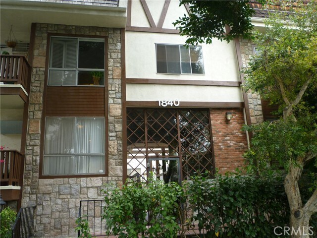 Building Photo - 1840 Camden Ave
