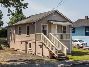 Building Photo - 125 N 20th St