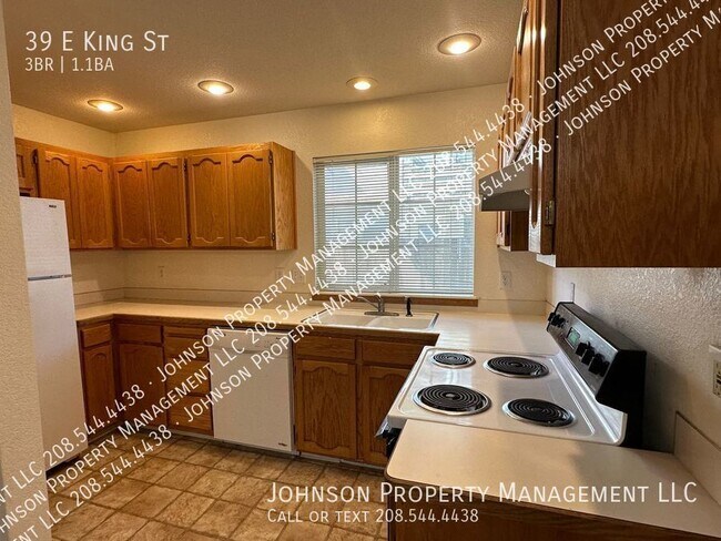 Foto del edificio - Zero Deposit Option Available!