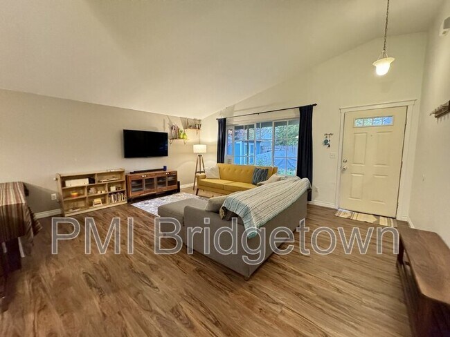 Foto del edificio - 6600 SE 48th Av