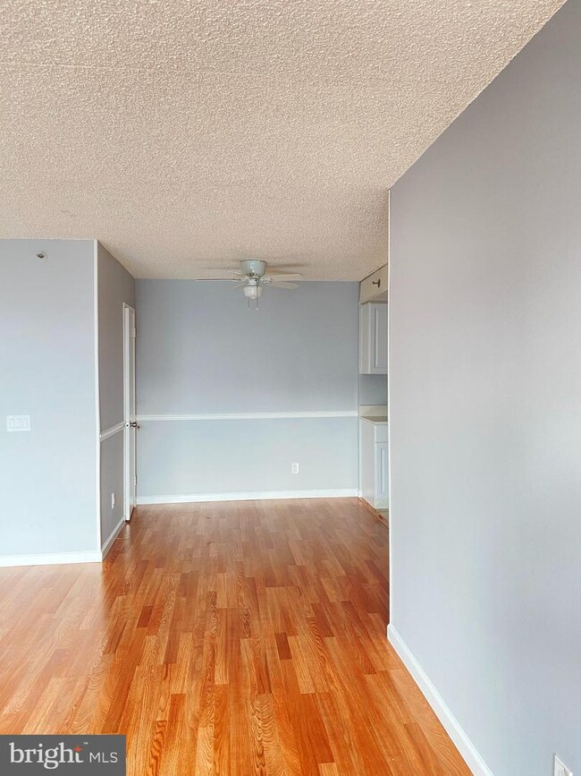 Building Photo - 5911 Edsall Rd