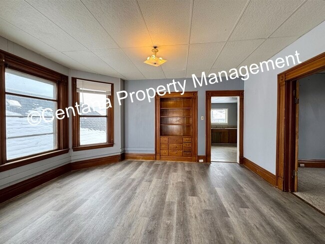 Building Photo - 816 Caledonia St