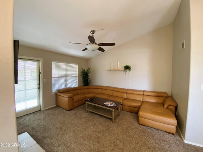 Building Photo - 6885 E Cochise Rd
