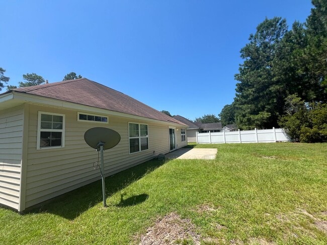 Building Photo - 128 Arbor Village Dr