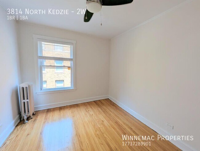 Foto del edificio - 3814 North Kedzie-2W