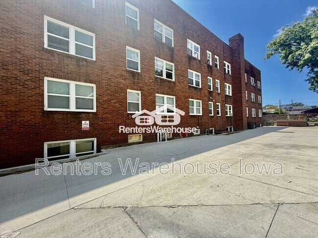 Building Photo - 3607 Ingersoll Ave