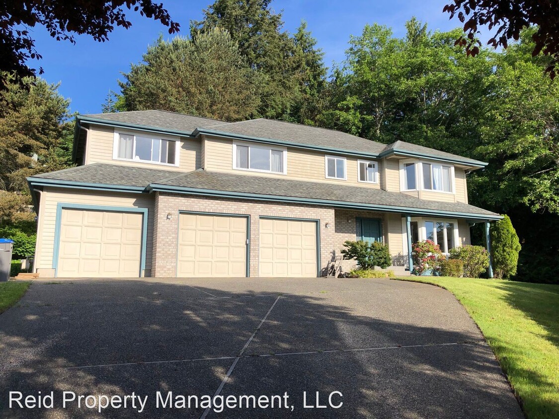 4 br, 2.5 bath House 12238 Ridgepoint Ci... House Rental in