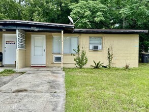 Building Photo - 1851 Doyon Ct