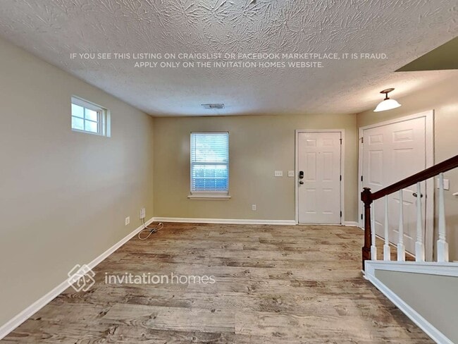 Building Photo - 131 Oak Grove Pl