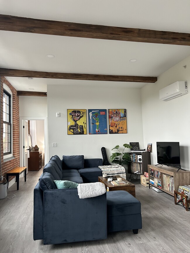 Building Photo - 50 Ashburton St
