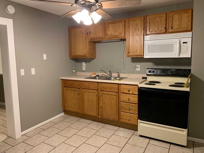 Foto del edificio - 603 #22nd St Apt 2