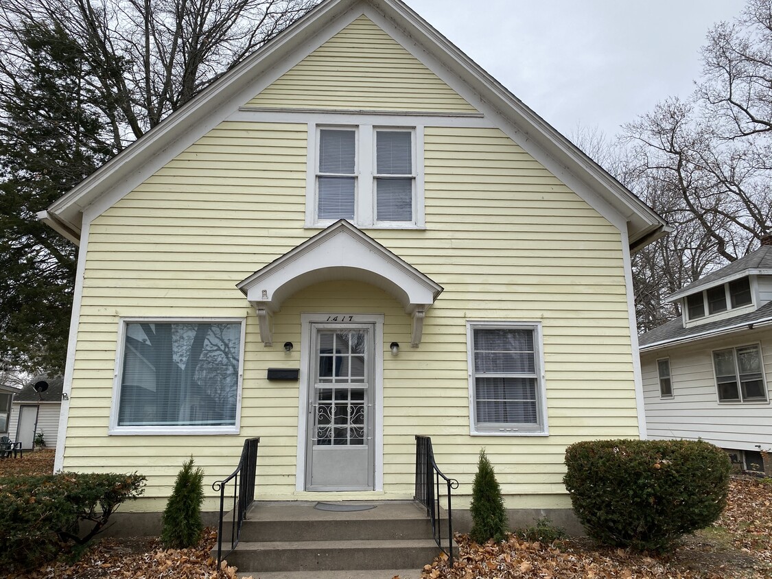 Primary Photo - 1417 S 12th St