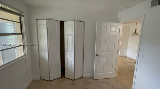 Foto del edificio - 1263 SW 46th Ave