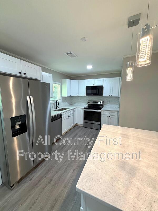 Foto del edificio - 2386 Cresta Dr