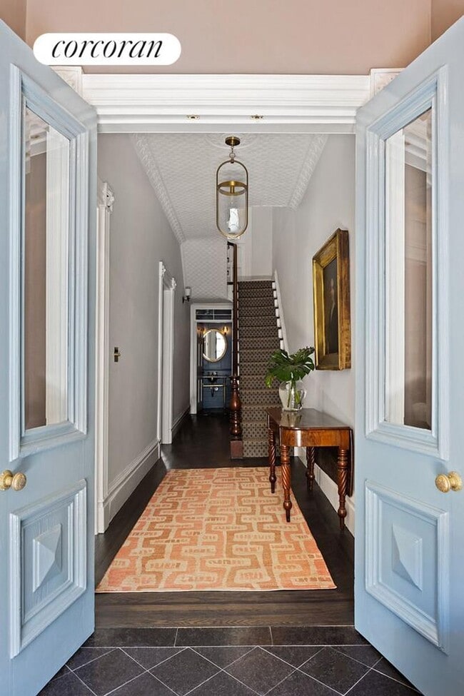 Building Photo - 57 Middagh St