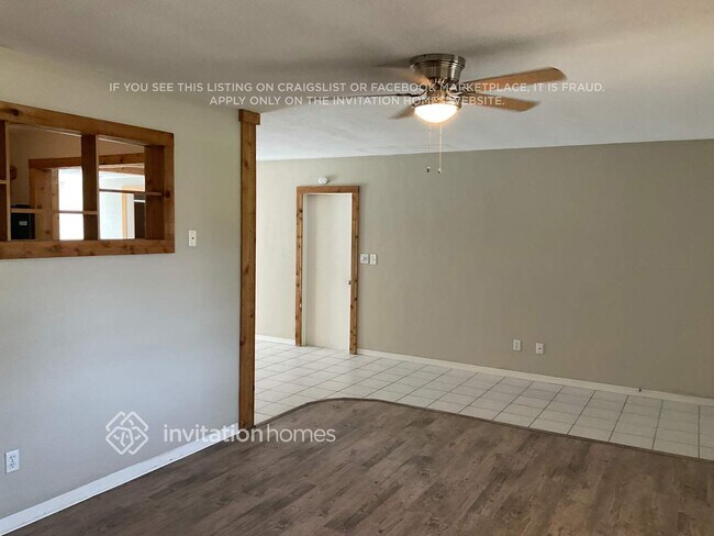 Foto del edificio - 8924 110th Ln N