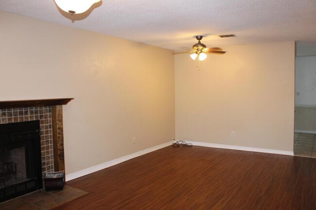 Foto del edificio - 522 Parkview Rd NW, A