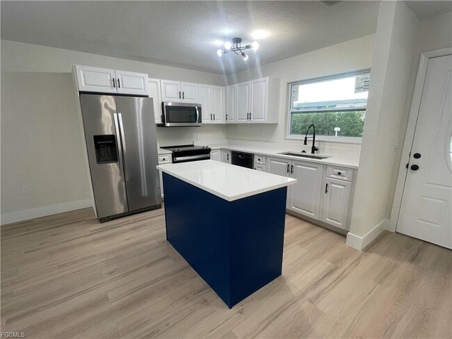 Photo - 2180 Leisure Ln House