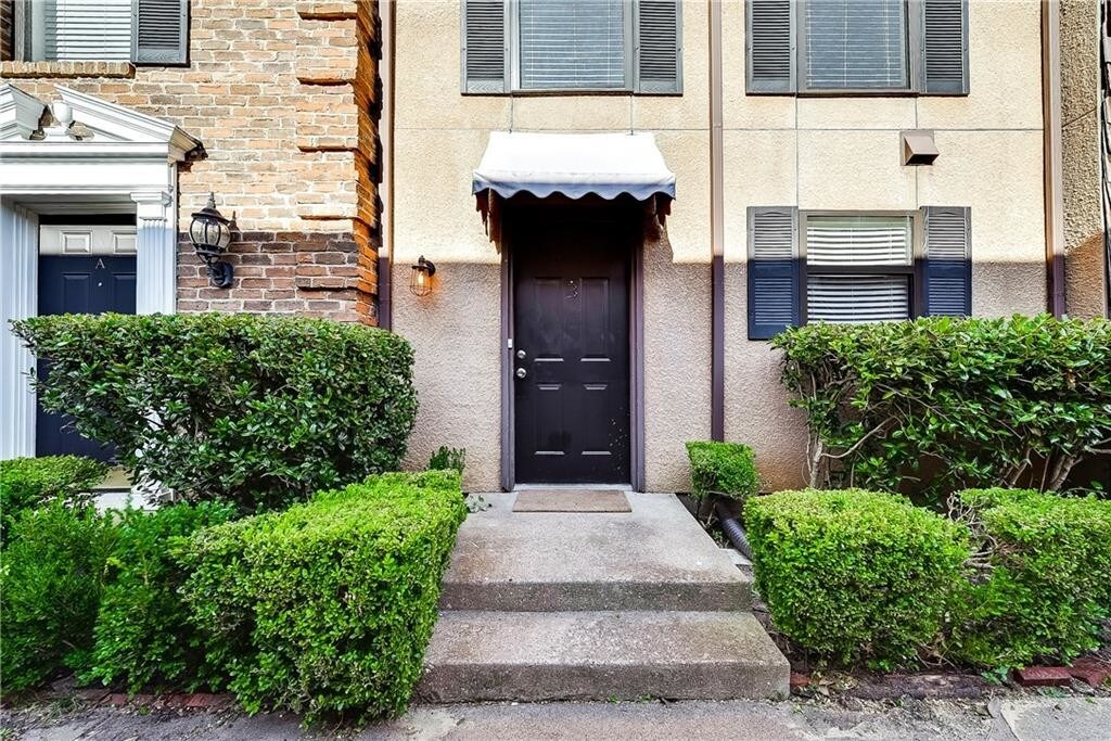 Primary Photo - 4218 Newton Ave