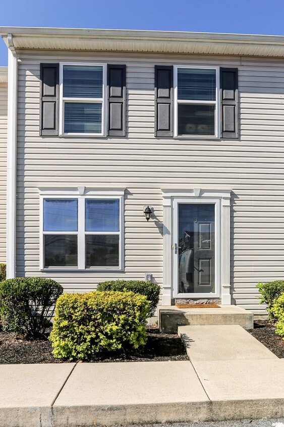 Primary Photo - 2500 Mill Rd